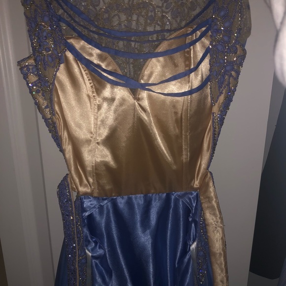 Camille La Vie formal dress - Picture 2 of 7